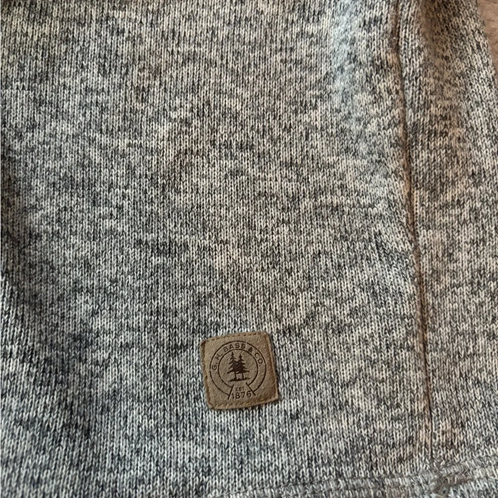 G.H.Bass & Co. Men's Gray/Tan Pullover - Picture 3 of 4